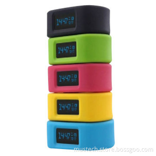 2014 New Arrival Pedometer Sports Watches with Bluetooth 4.0